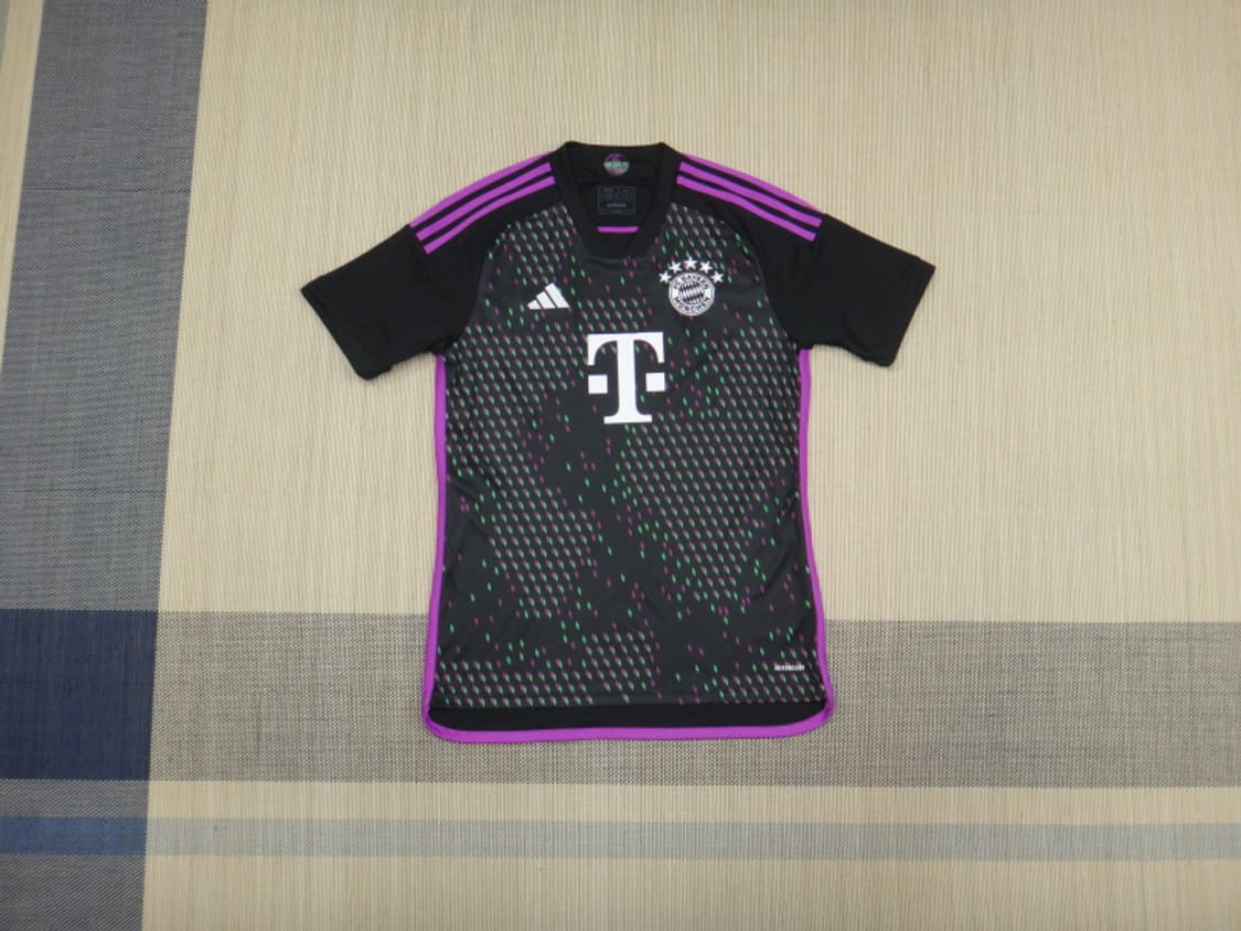 (L) FC 바이에른 뮌헨 23/24 어웨이 아디다스 저지 상품이미지1