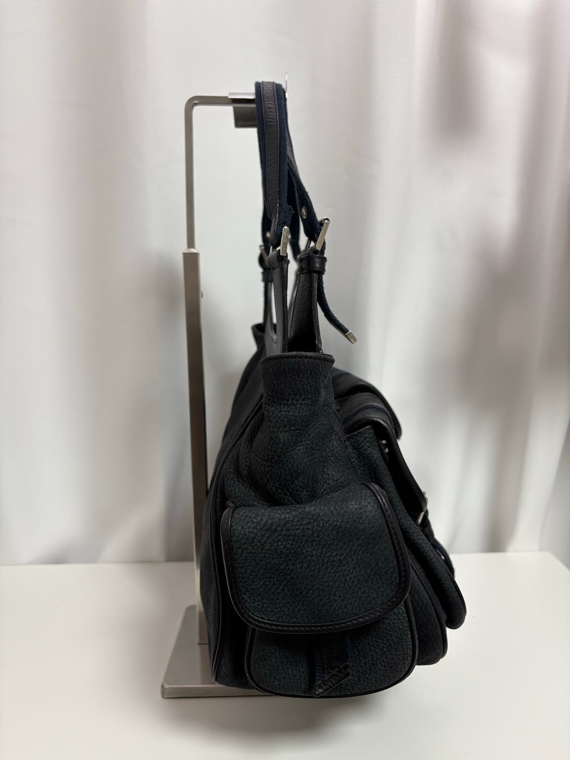 디올 스트릿시크 누벅레더 숄더백 상품이미지6