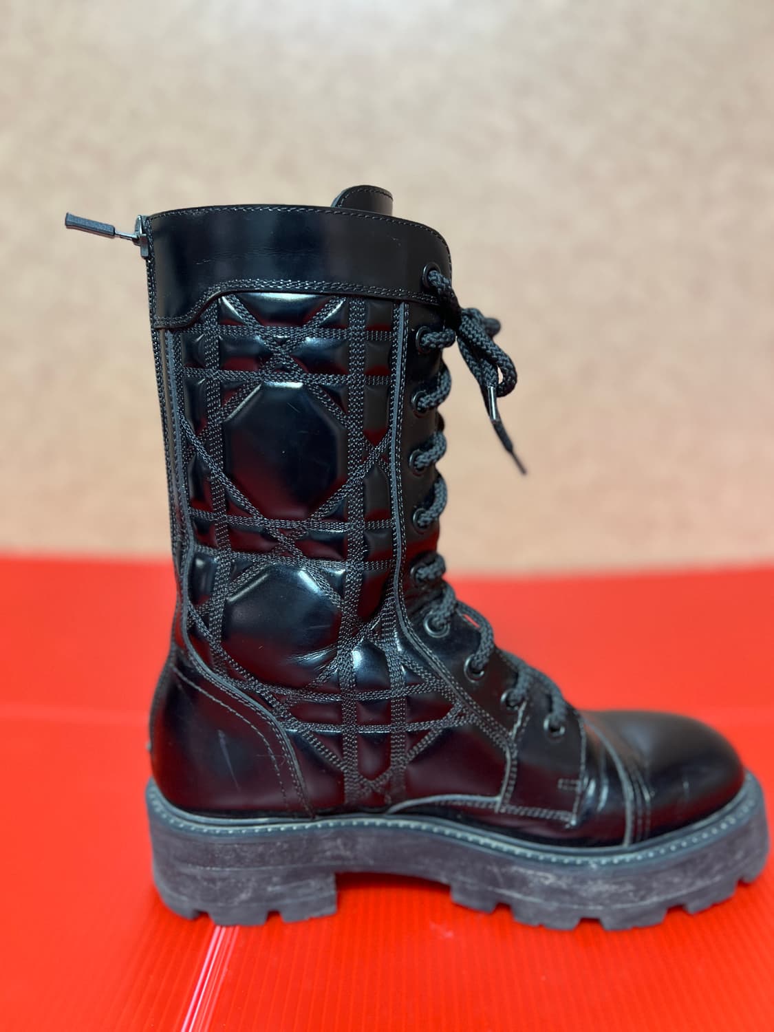 디올 블랙 퀼팅 앵클 부츠 37 상품이미지7