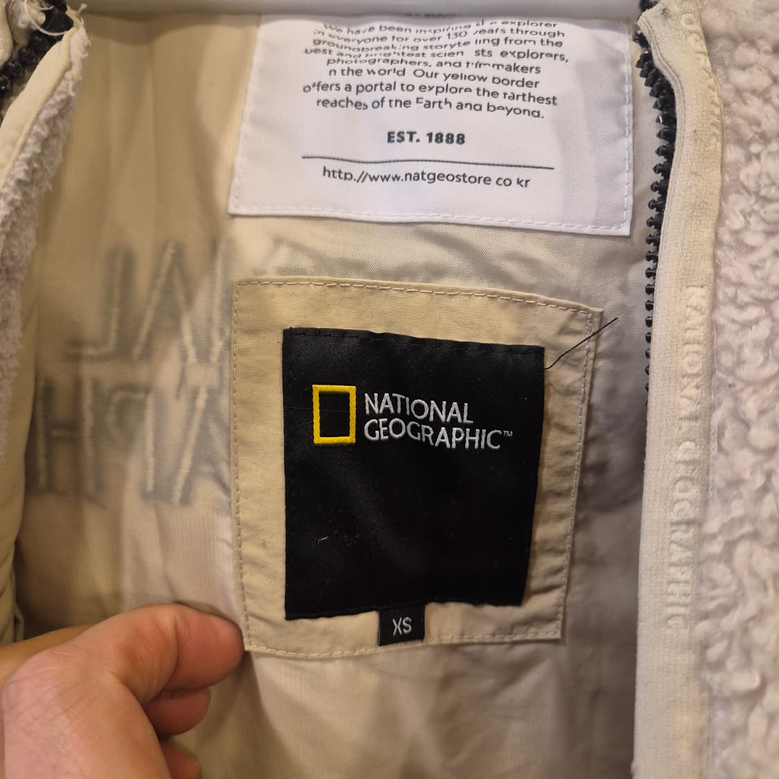 XS 내셔널지오그래픽 아이보리 롱후리스  상품이미지3