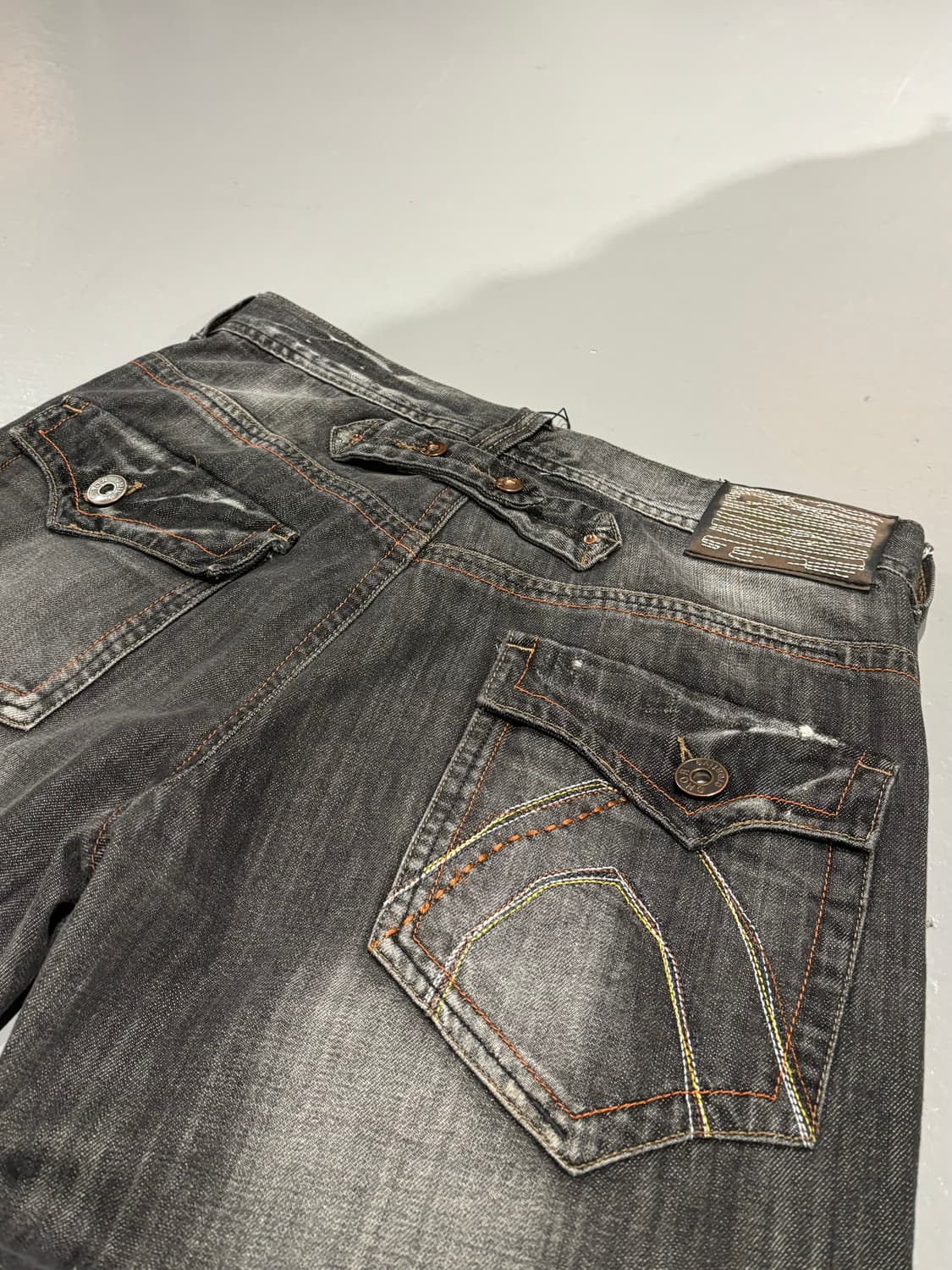 빈티지 스트레이트핏 흑청 데님 팬츠    상품이미지10