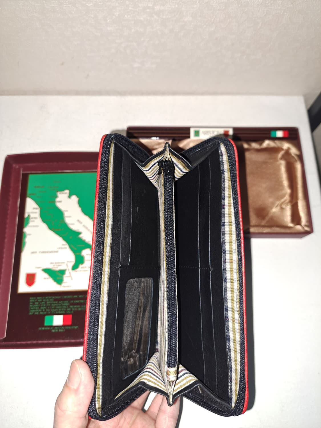 ARISTON 이탈리아 가죽 장지갑 상품이미지3