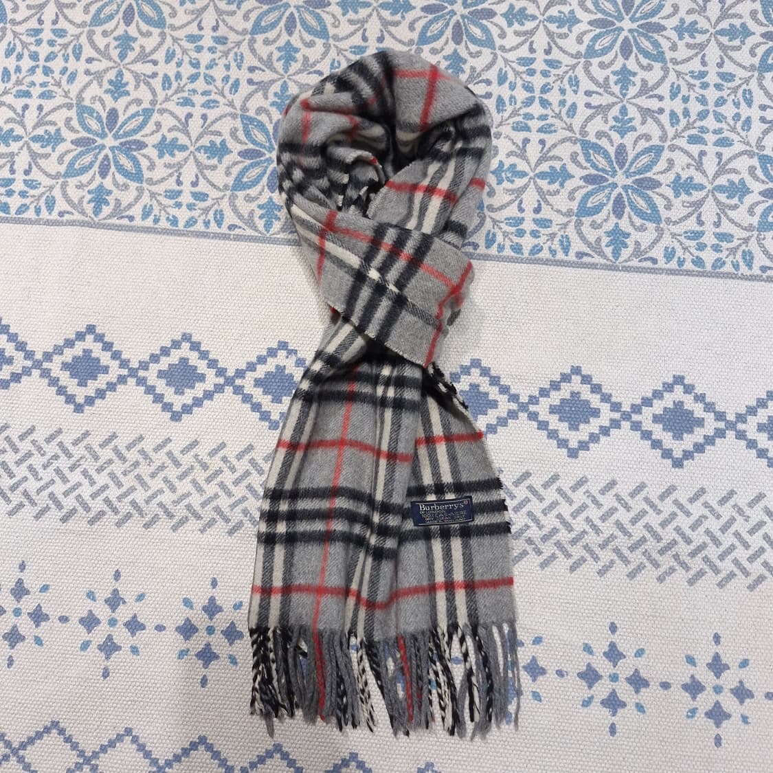 버버리 그레이 블랙 레드 노바체크 아메카지 캐시미어100 머플러 목도리 상품이미지6