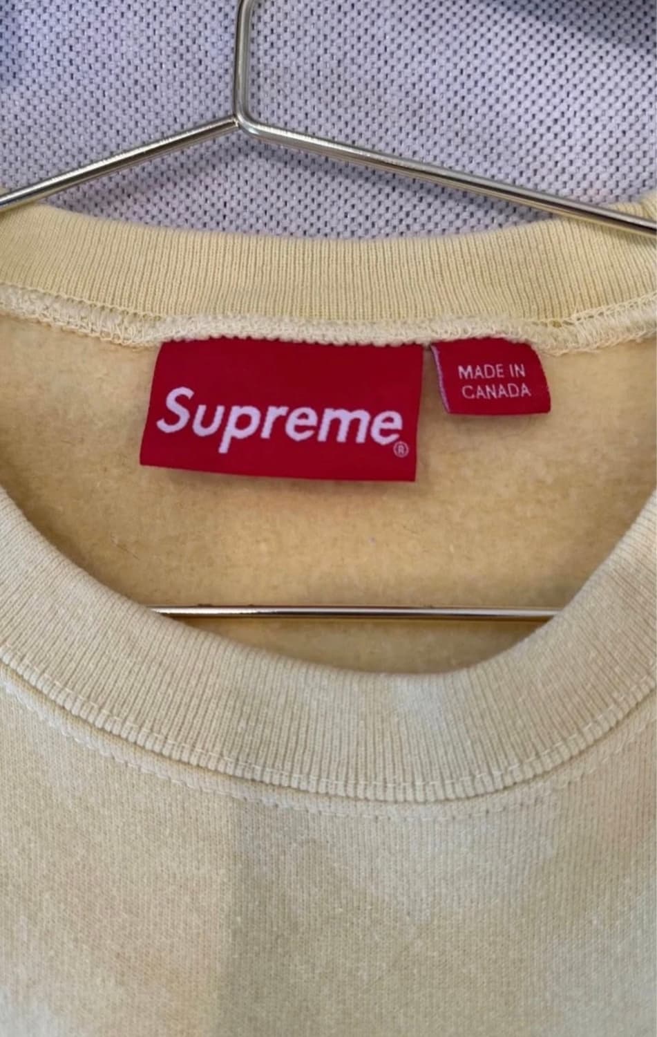 슈프림 박스로고 크루넥 페일 옐로우 - 22FW 상품이미지2