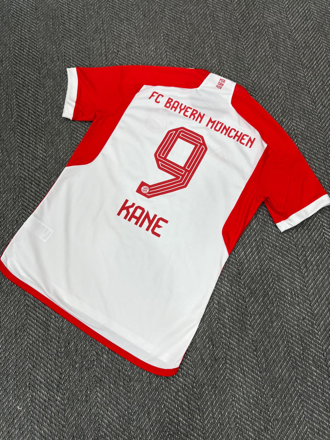 바이에른 뮌헨 헤리케인 유니폼 상품이미지7