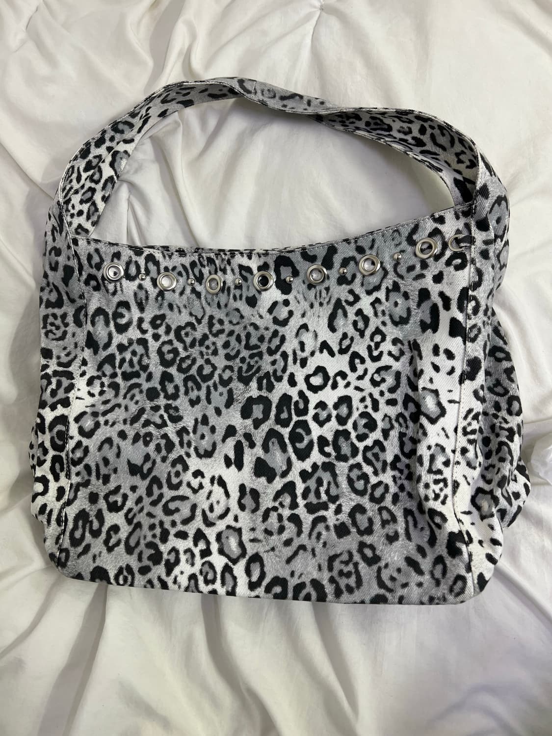 스퀘어라인 아스트라 레오파드 숄더백 상품이미지5