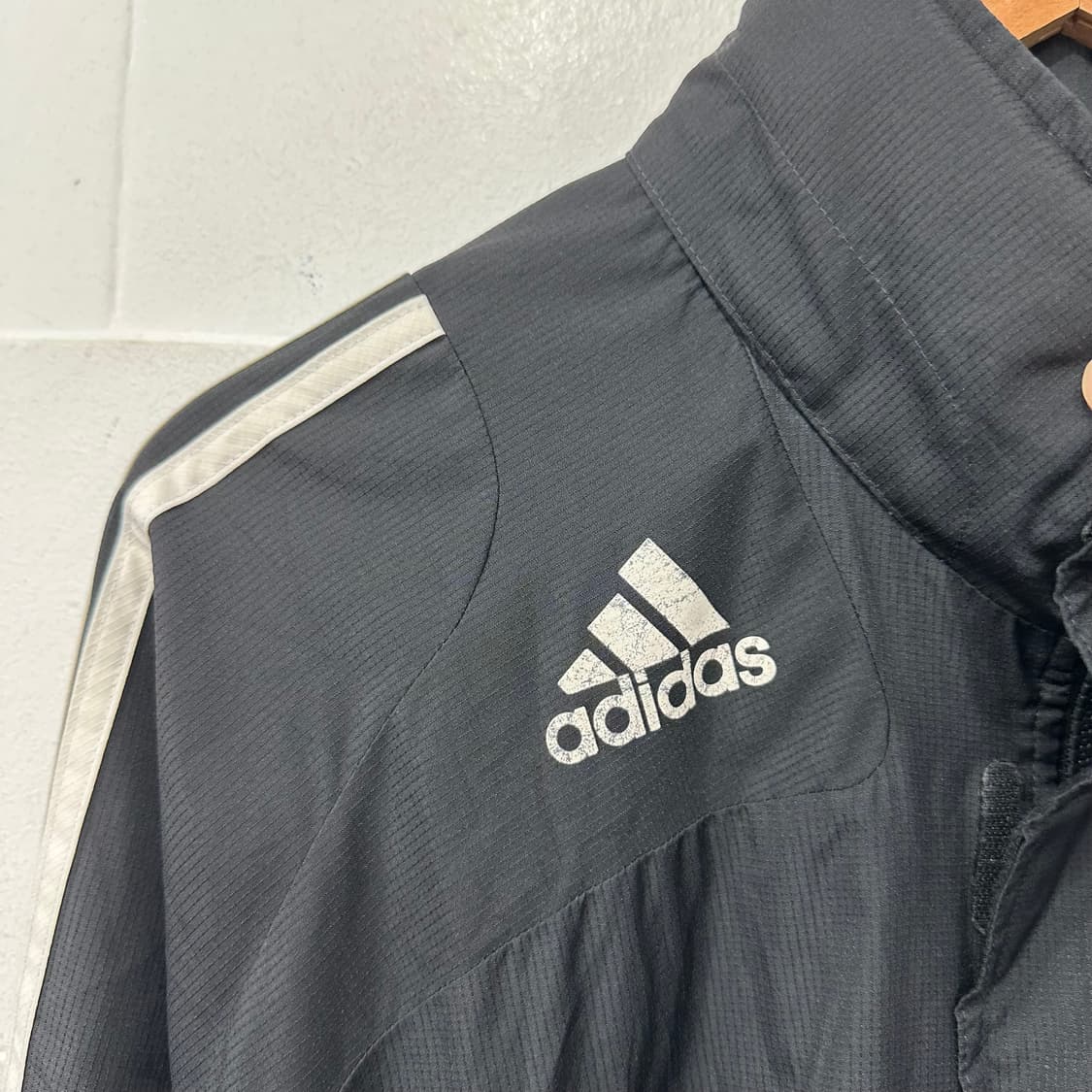 아디다스 레알마드리드 바람막이 상품이미지6