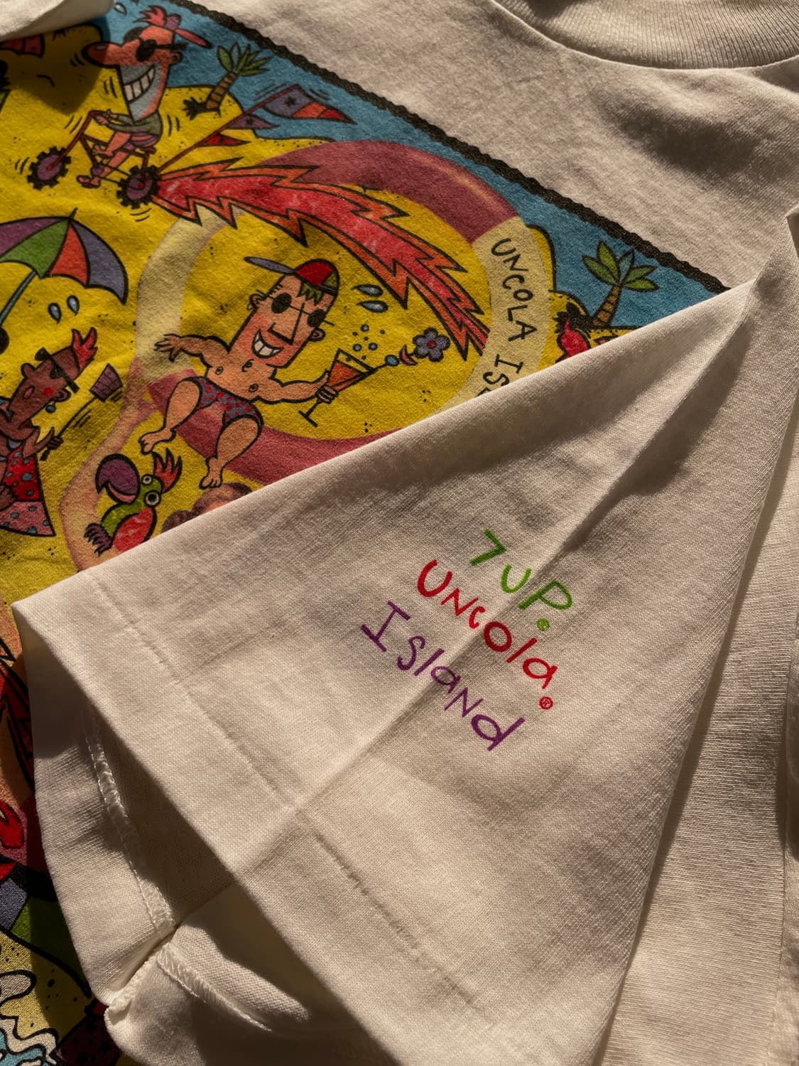 90s 7up Uncola Island Promo T-shirt  상품이미지1