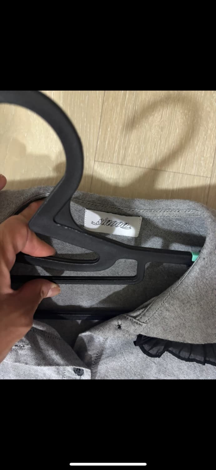 시눈 로코코 블라우스 회색 상품이미지3