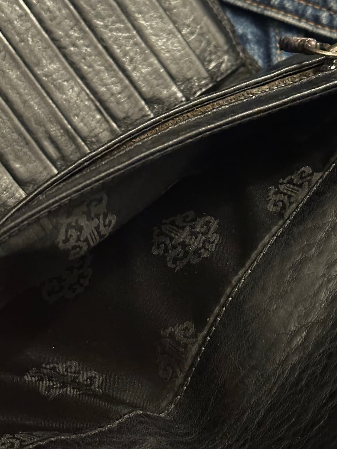 크롬하츠 웨이브 크로스 레더 장지갑 상품이미지10