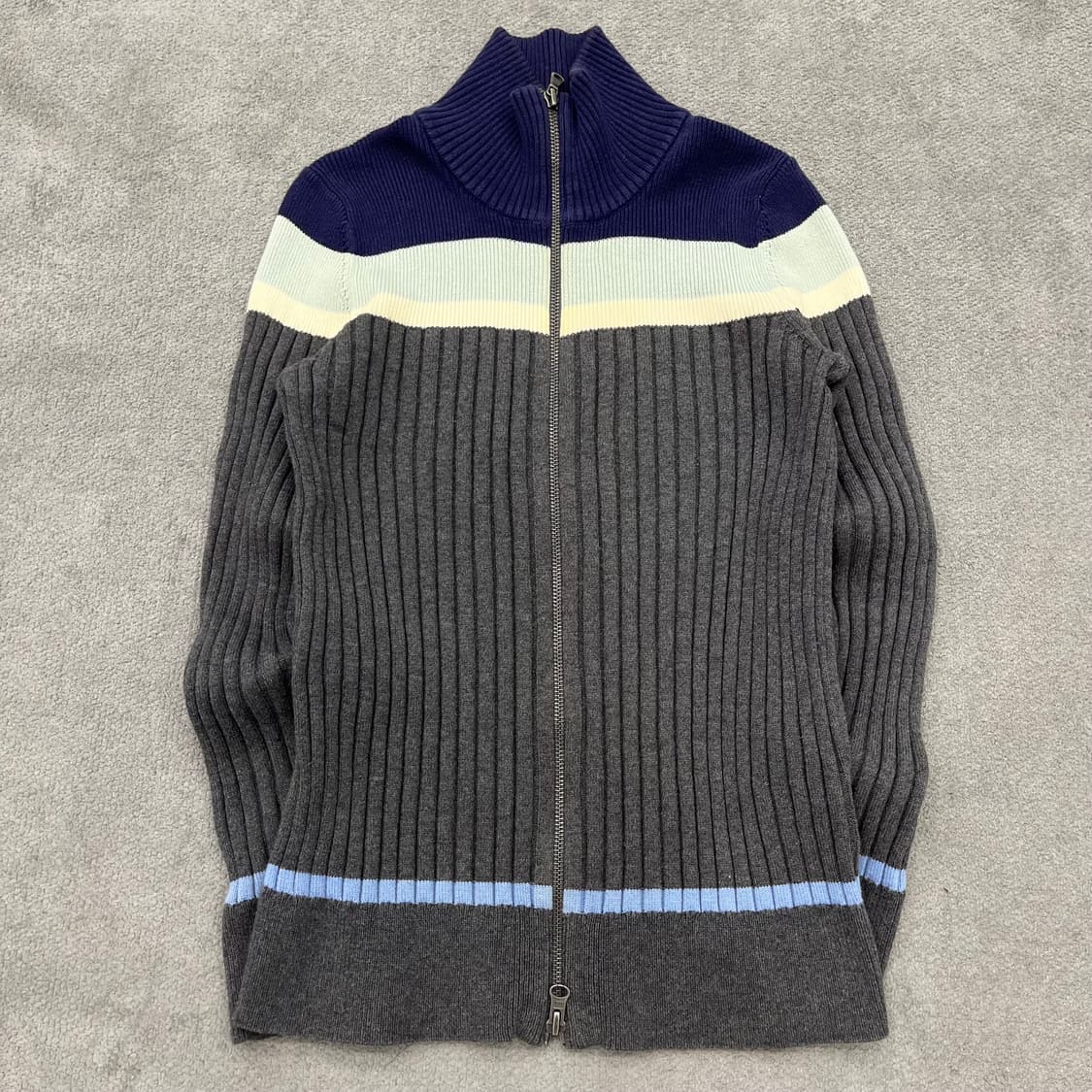 S 에디바우어 투웨이 배색 니트집업자켓 상품이미지1