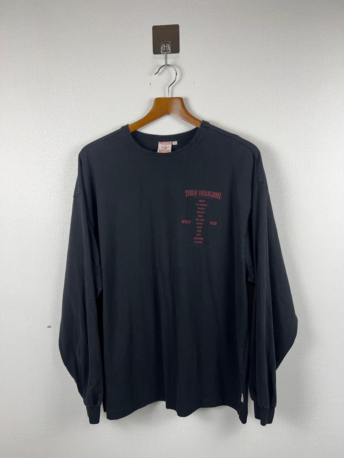 트루릴리젼 월드투어 롱슬리브 L오버핏 상품이미지1