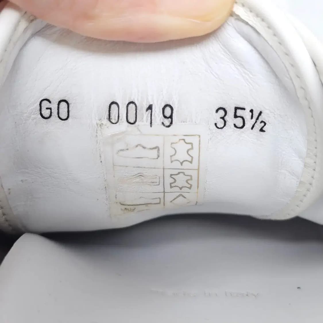 정품 루이비통 스니커즈 35.5 상품이미지9