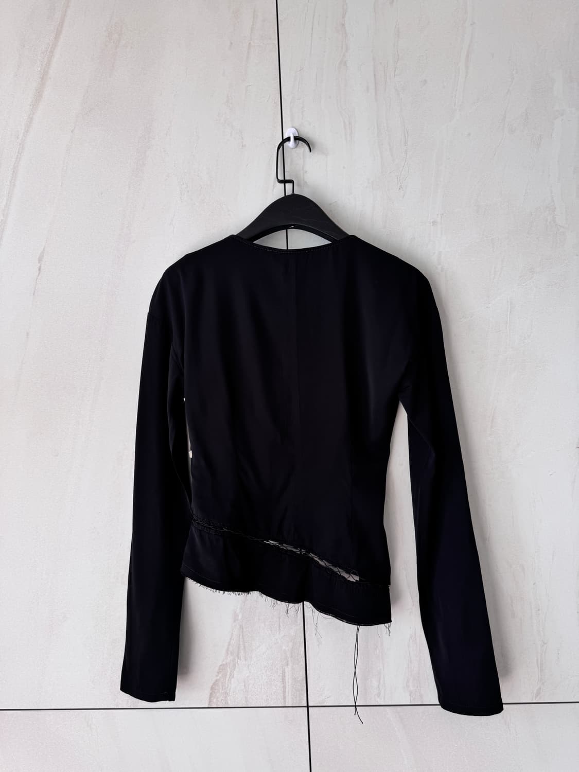 새상품 MIISTA 블랙 랩 블라우스 XS(44사이즈)made in SP 상품이미지2