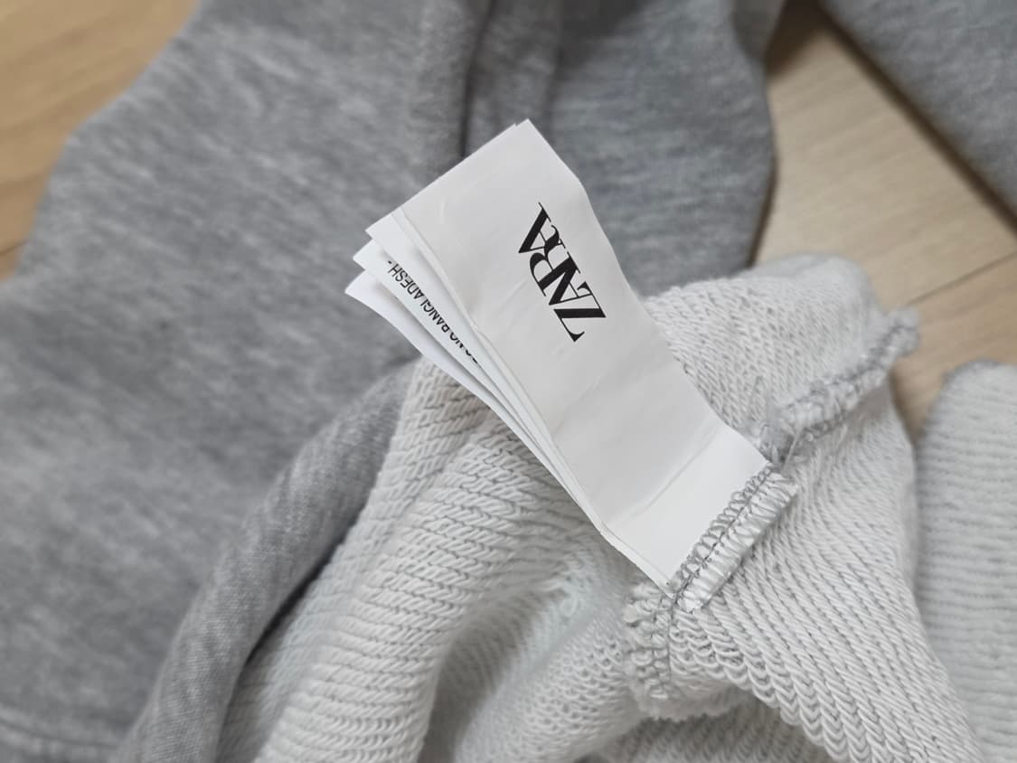 (무배)ZARA 회색 크롭 맨투맨 상품이미지3