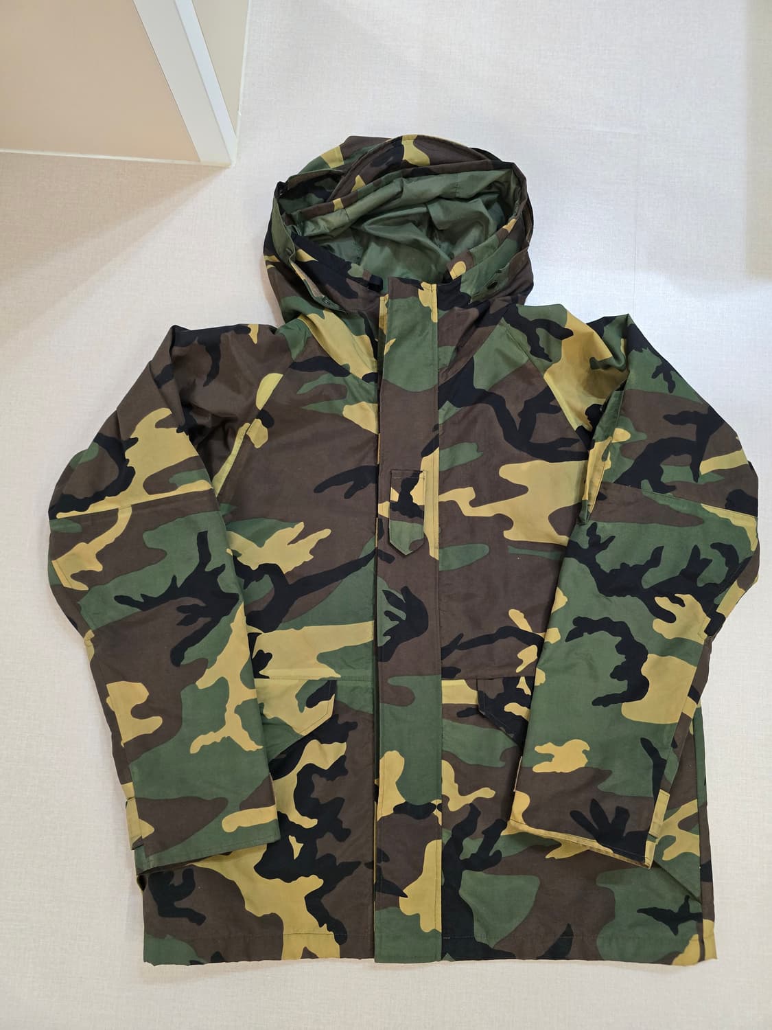 미군 ecwcs 고어텍스 L-R 상품이미지1