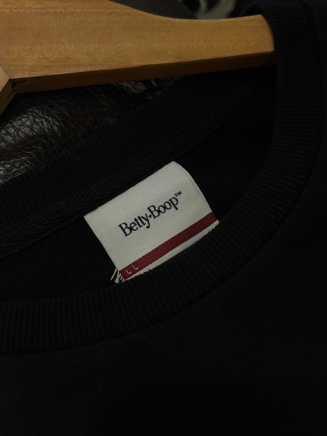 Betty Boop 블랙 롱슬리브 티셔츠 상품이미지4