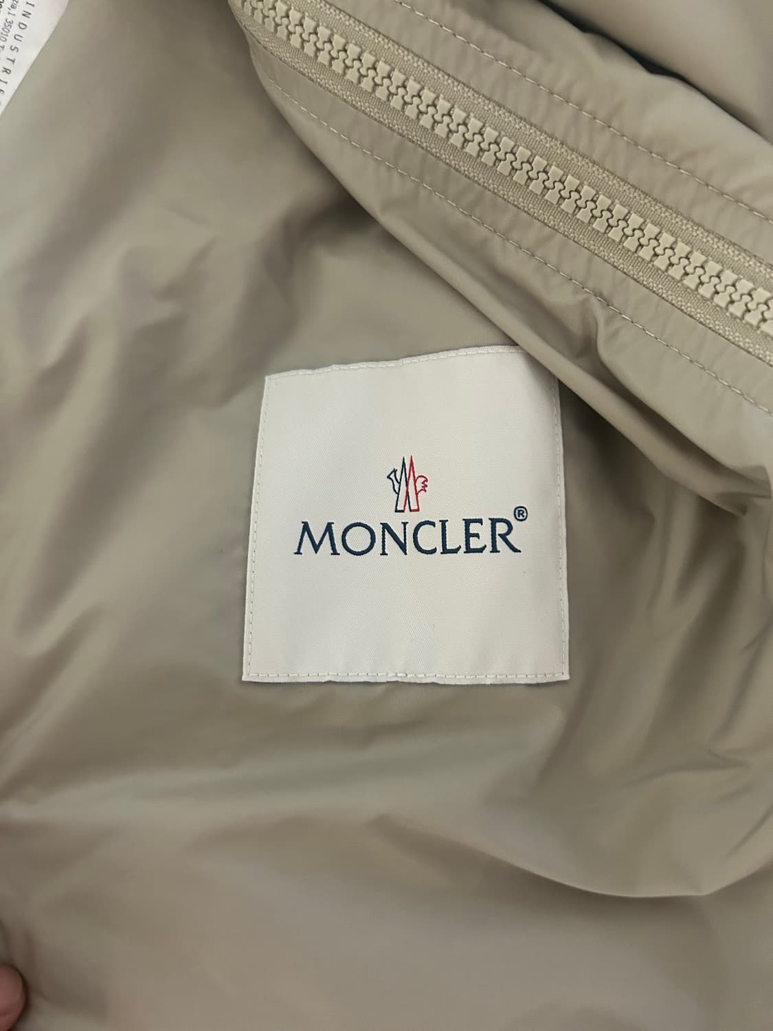 몽클레어 바람막이 25년식 상품이미지5