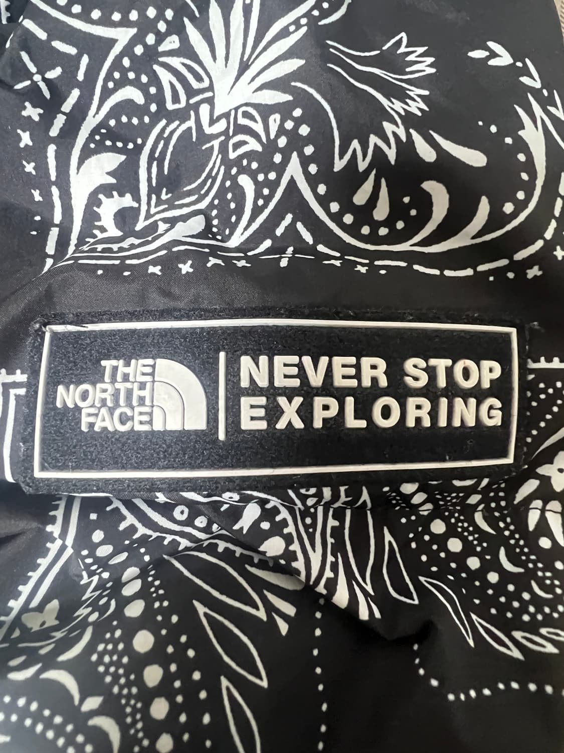 노스페이스 노벨티 로프티 다운 자켓 리얼 블랙 상품이미지6