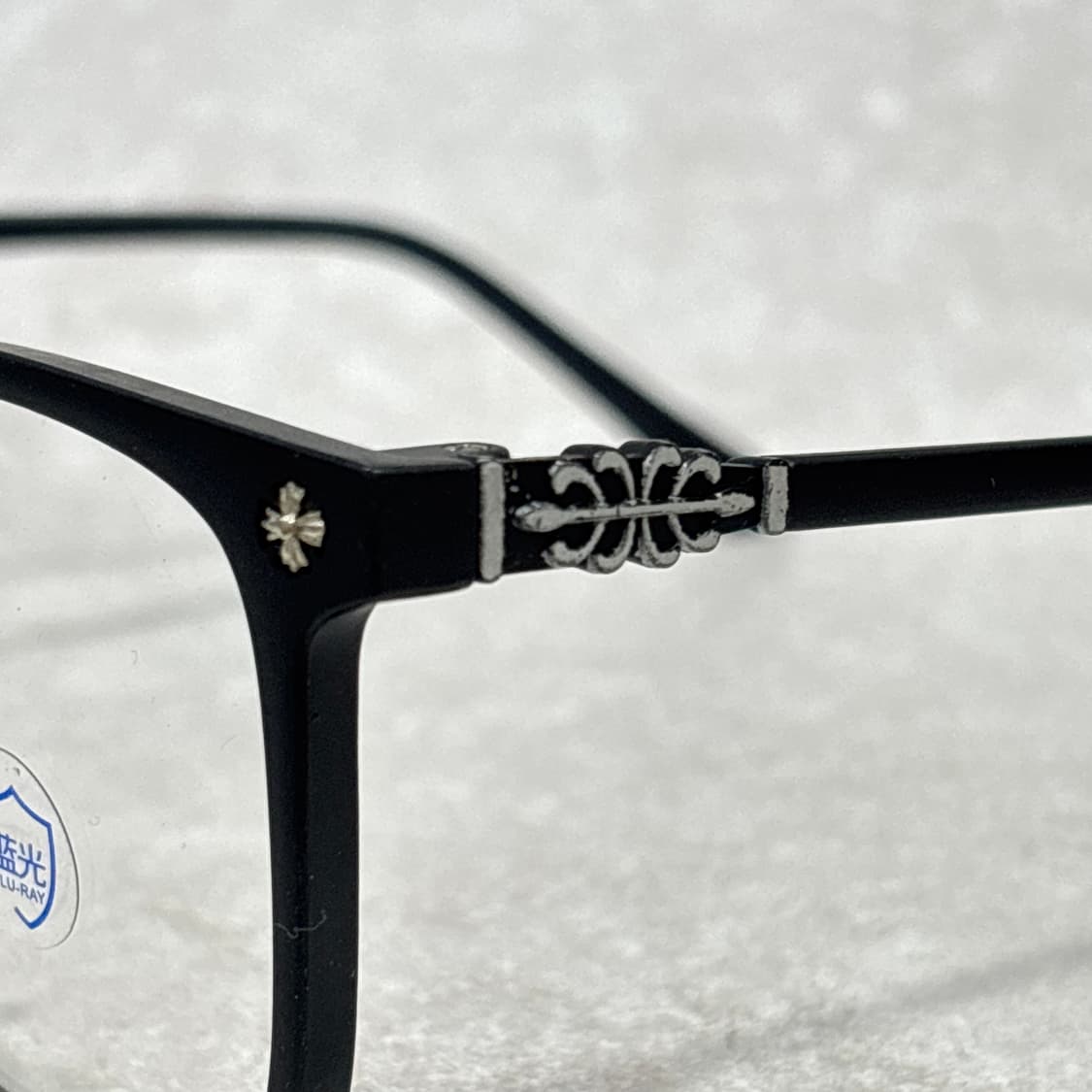 Oribell 크롬 크로스 디테일 매트 블랙 뿔테 안경 상품이미지6