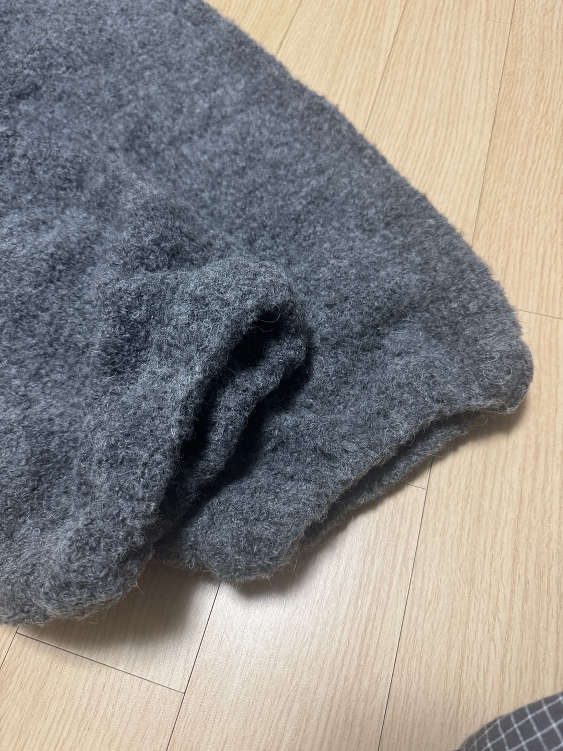 [M] 쿠어 알파카 울 부클레 니트 팬츠 차콜그레이 상품이미지4