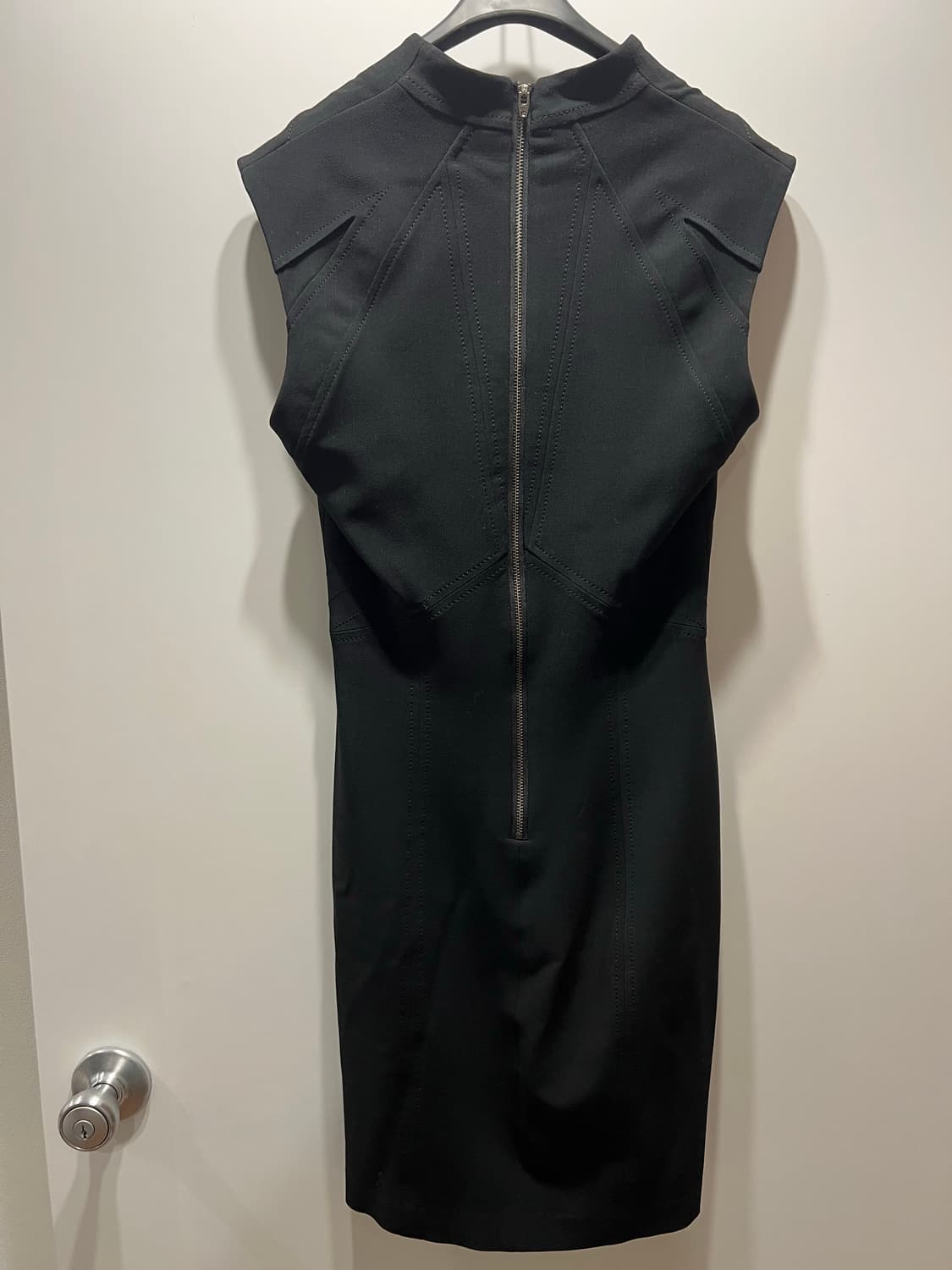 헬무트랭 블랙 원피스 상품이미지2