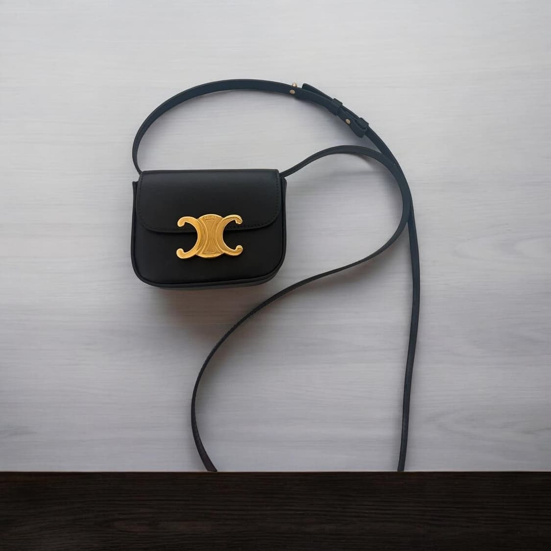 셀린느 정품 미니 클로드 풀박스 판매합니다 상품이미지1