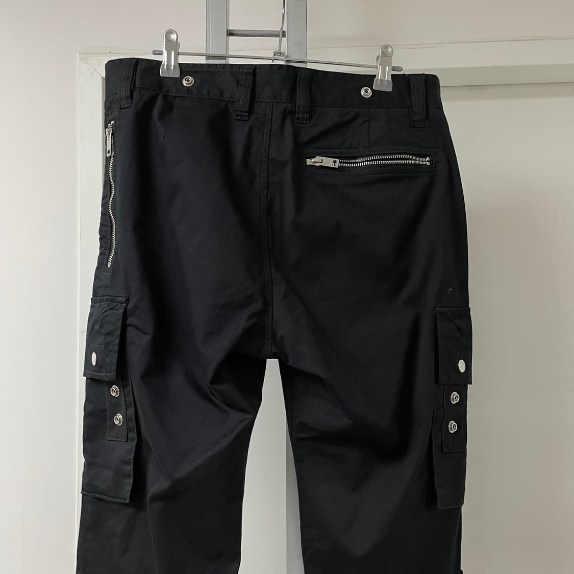 디젤 디테일 카고 팬츠 블랙 30 상품이미지2