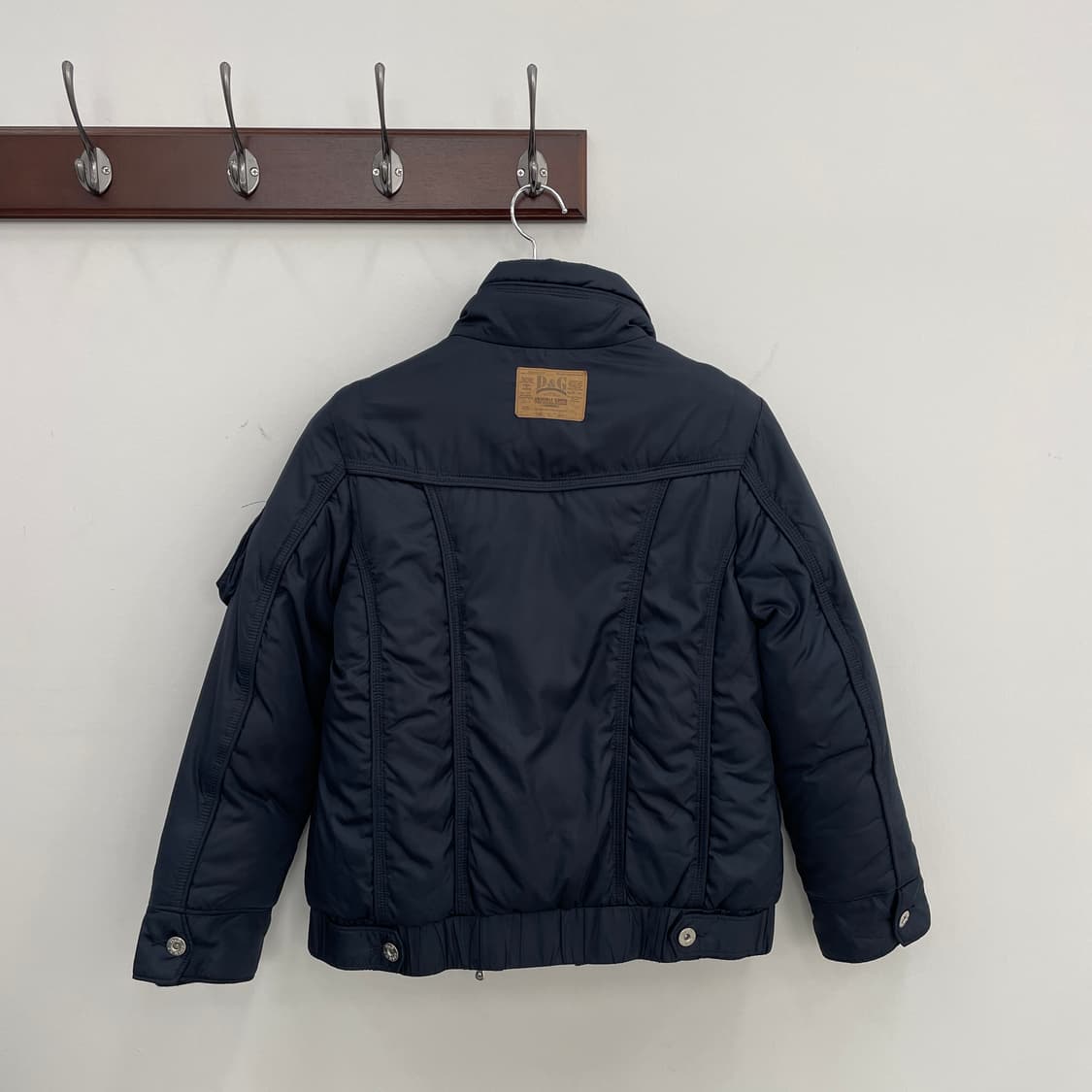 돌체 앤 가바나 네이비 패딩 상품이미지2