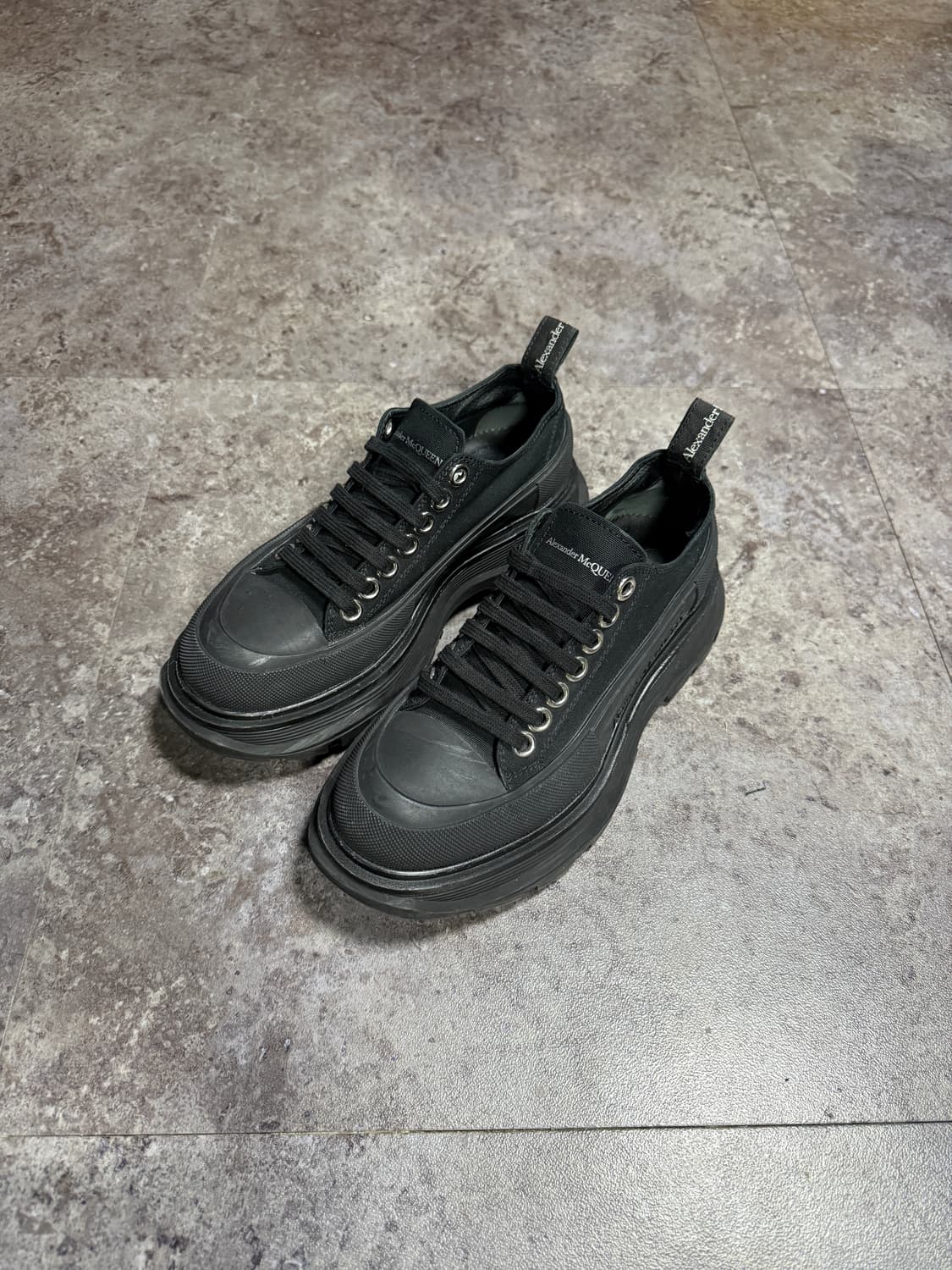 알렉산더맥퀸 트레드슬릭 36 상품이미지2