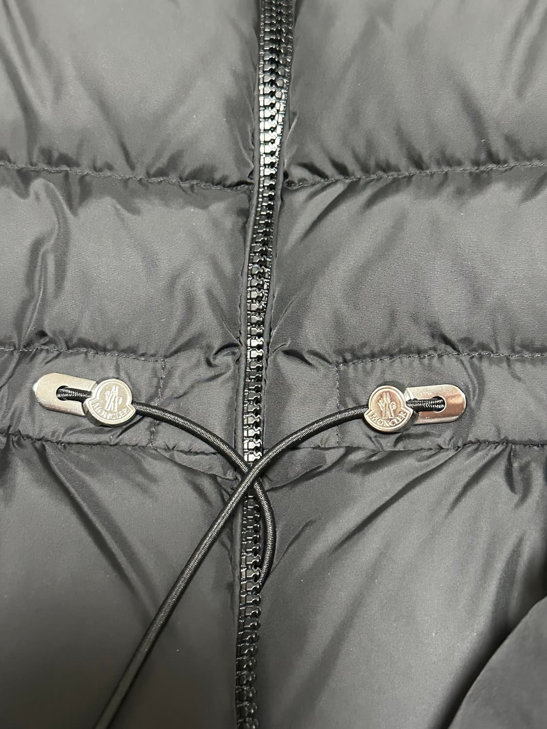 (정품)몽클레어 마르케 패딩 0사이즈 블랙 상품이미지4