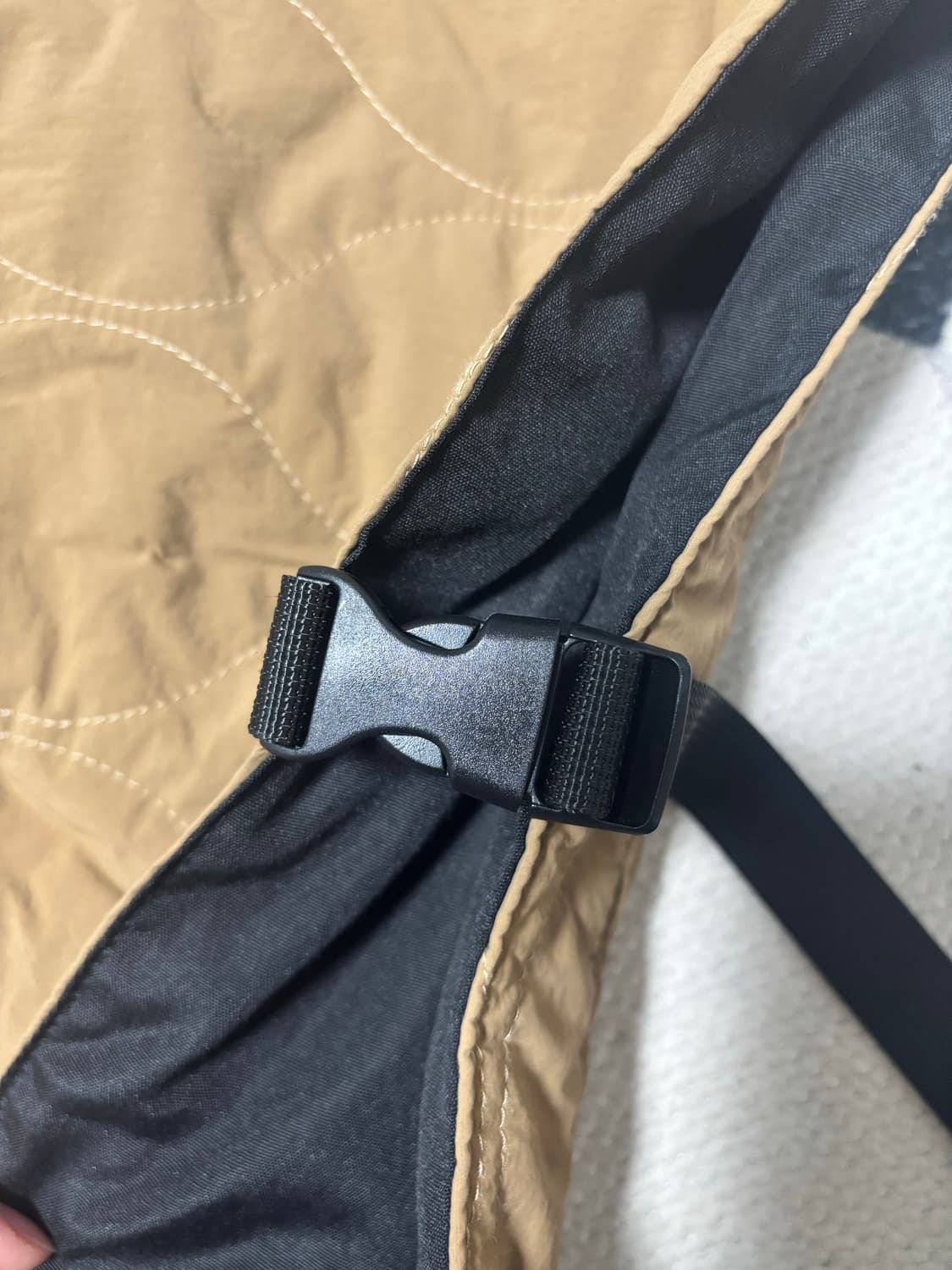 니코앤드) 패딩 퀄팅 크로스백 상품이미지3