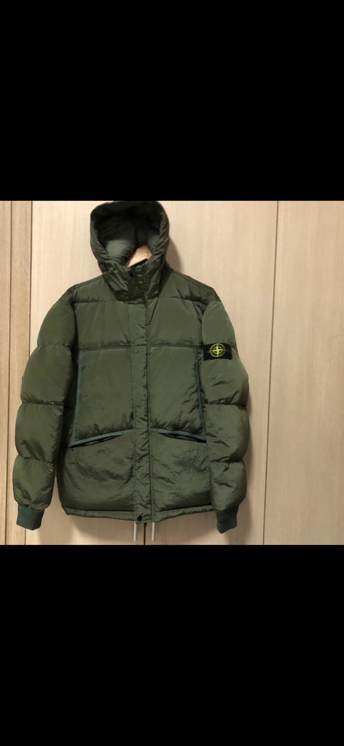 [새상품급] 스톤아일랜드 나일론메탈 다운패딩 급처 상품이미지4