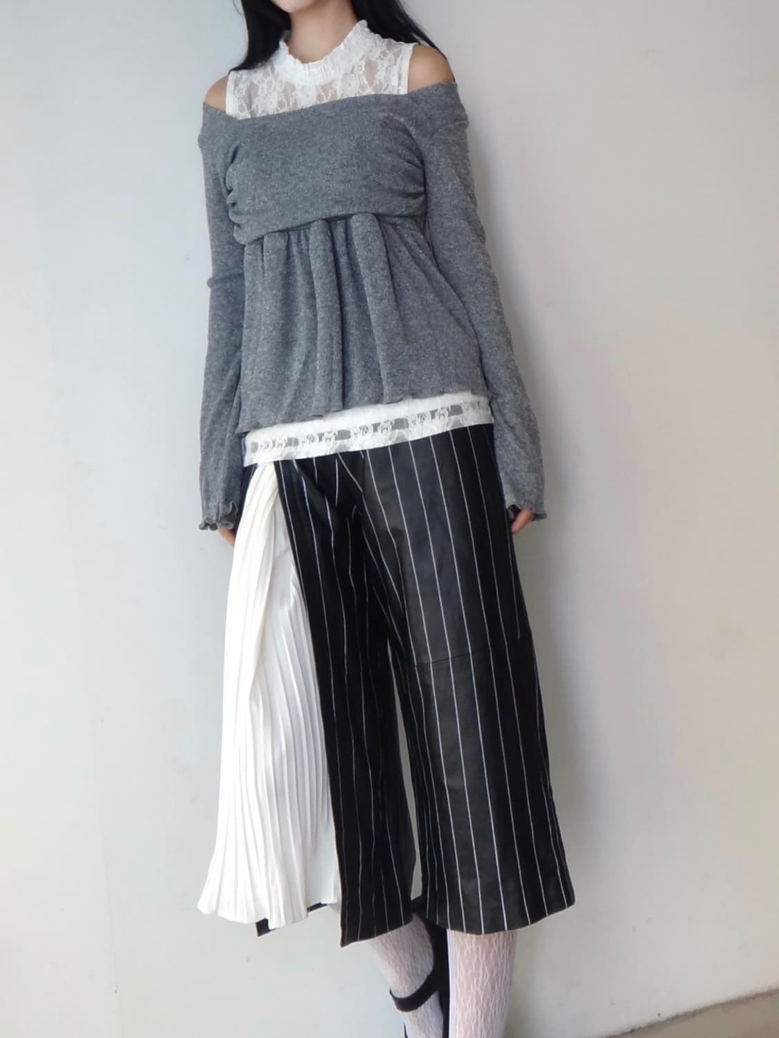 Stripe pleats mix leather capri pants 상품이미지7
