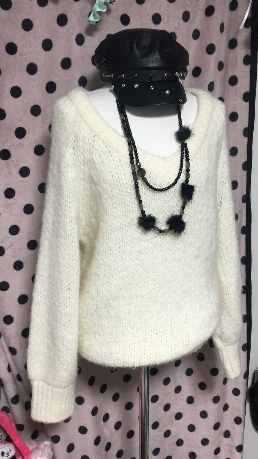 오네갸루 로걀 브이넥 니트 스웨터 상품이미지2