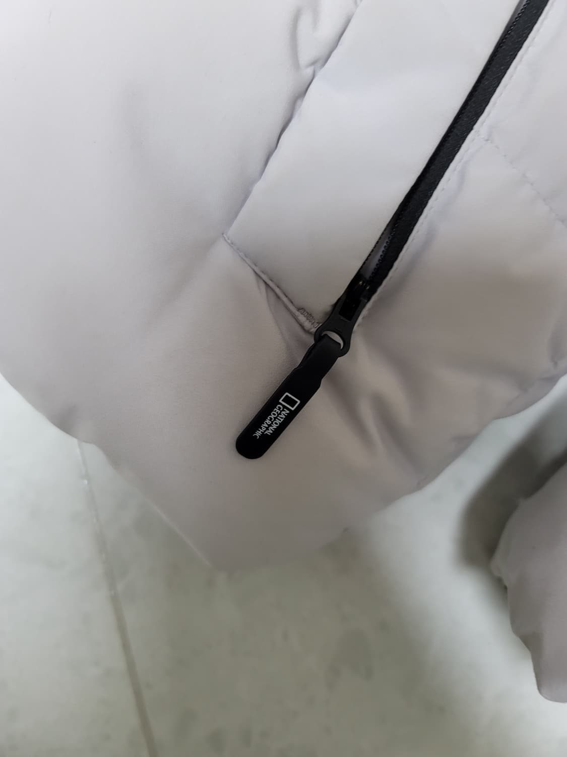 내셔널지오그래픽 구스다운 패딩 키즈130사이즈 상태굿 상품이미지6