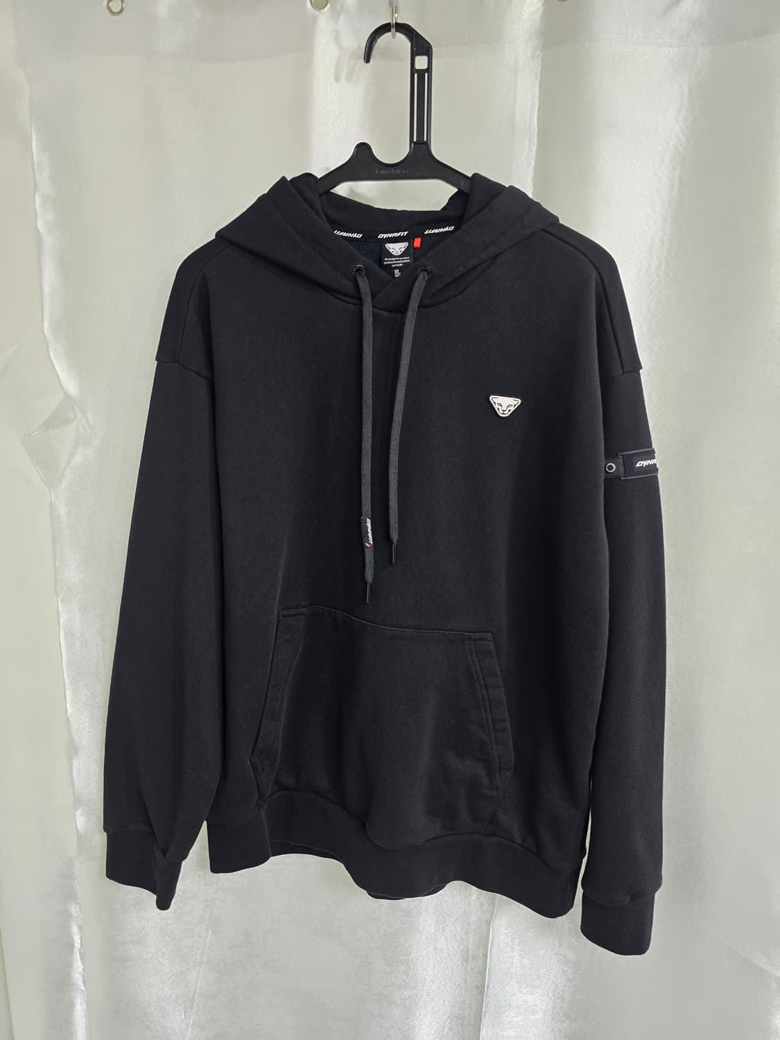 다이나핏 블랙 후드티 (1831) 상품이미지1
