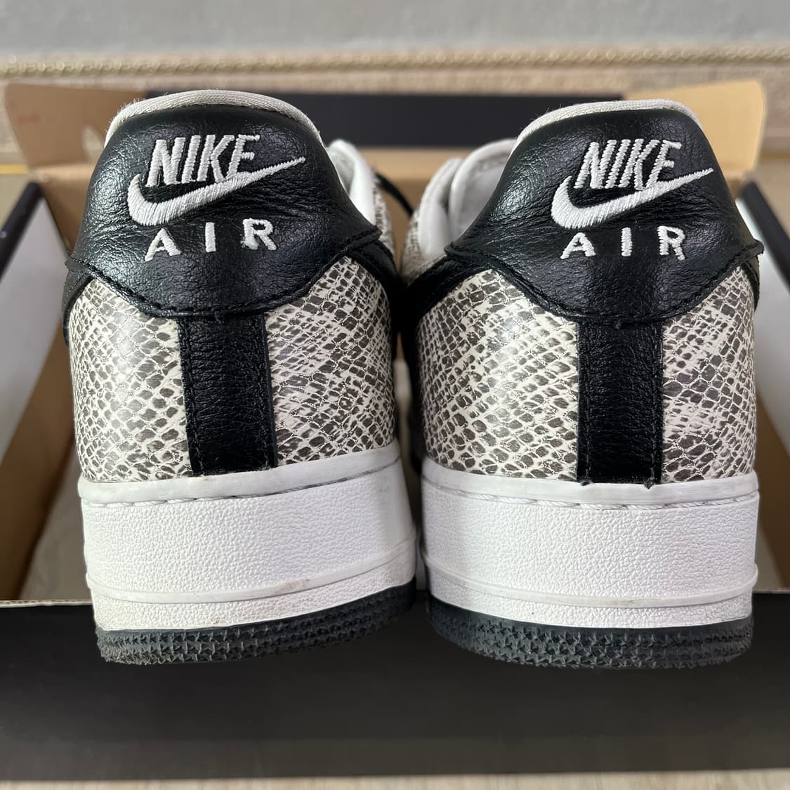 나이키 에어 포스 1 로우 레트로 코코아 스네이크 (2018) 275 상품이미지5