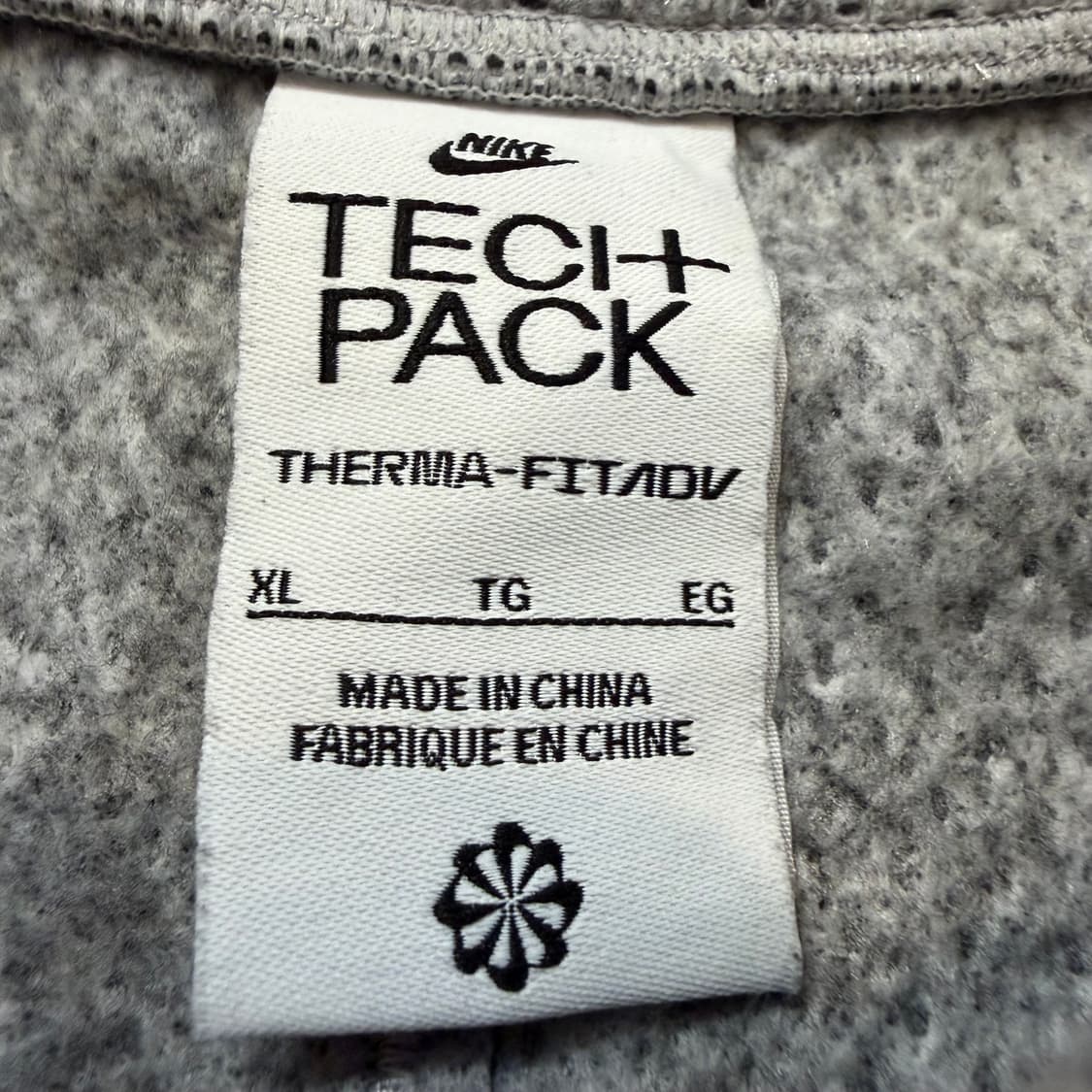 Nike 테크팩 써마핏 크루넥 스웻셔츠 상품이미지3