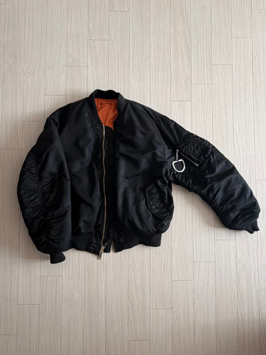 알릭스 x 알파 인더스트리 이터널 D링 봄버 블랙 ma-1자켓 상품이미지2