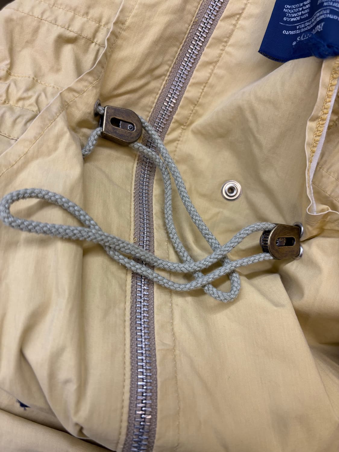 버버리 사파리 자켓 상품이미지8