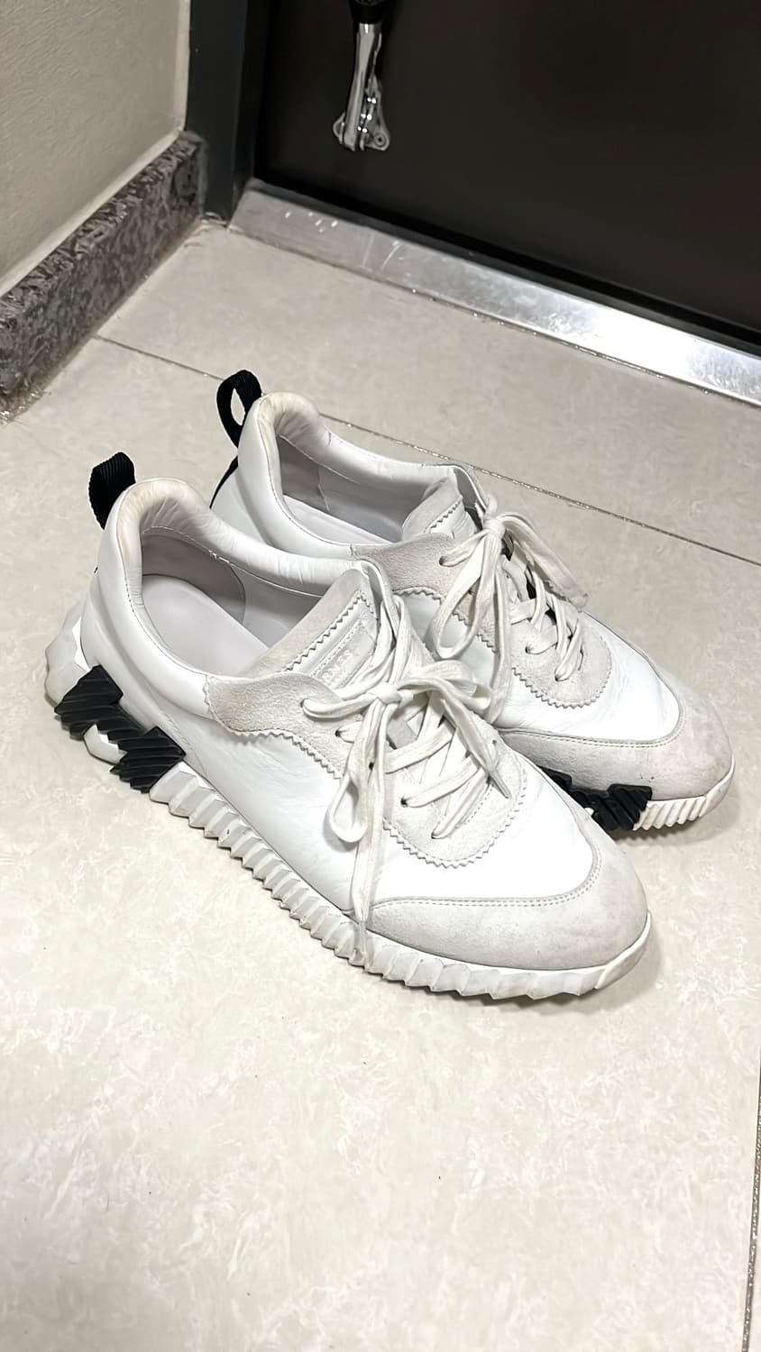 에르메스 바운싱 스니커즈 42 상품이미지4