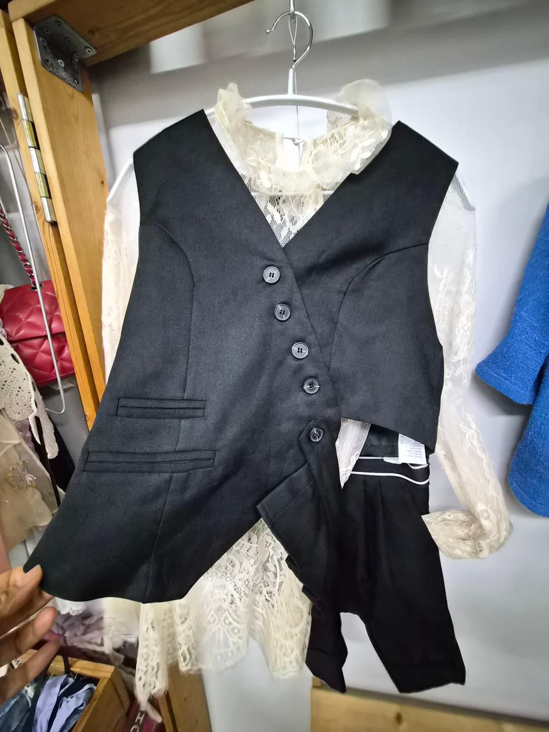 미샤 언발 프릴 베스트 상품이미지3