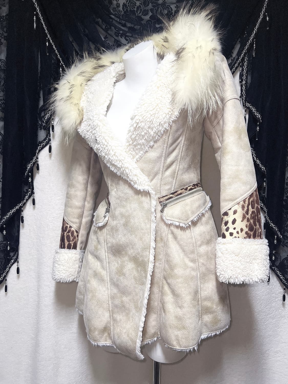 에고이스트 퍼후드 레오파드 호피 무스탕 털자켓 오네갸루 00s  펑크 상품이미지4