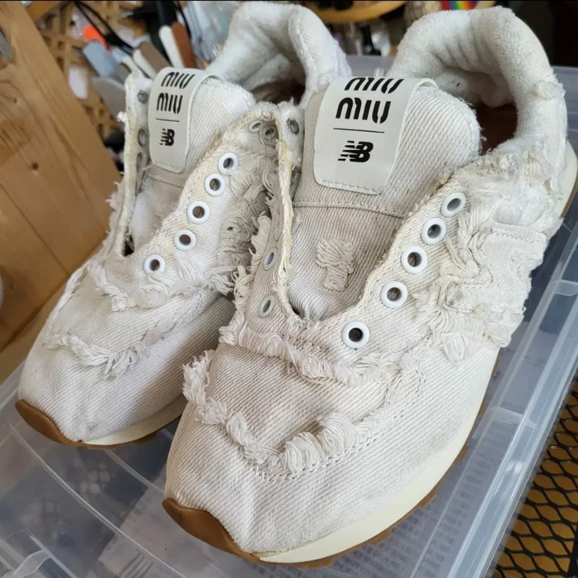 정품 미우미우 뉴발란스 574 콜라보 39 (245~250) 상품이미지4
