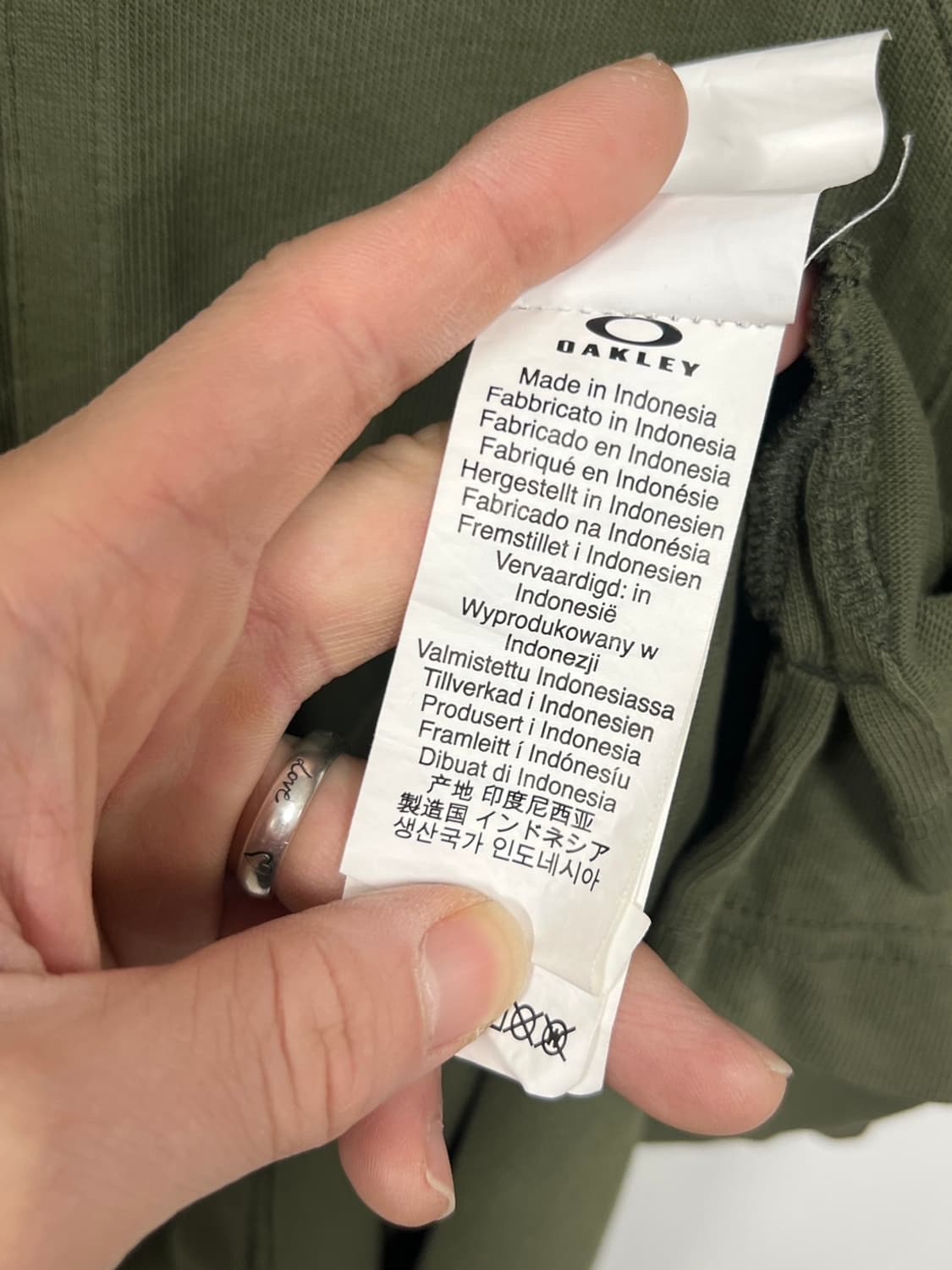 오클리 레귤러핏 올리브 카키 포켓 반팔 티셔츠 상품이미지8