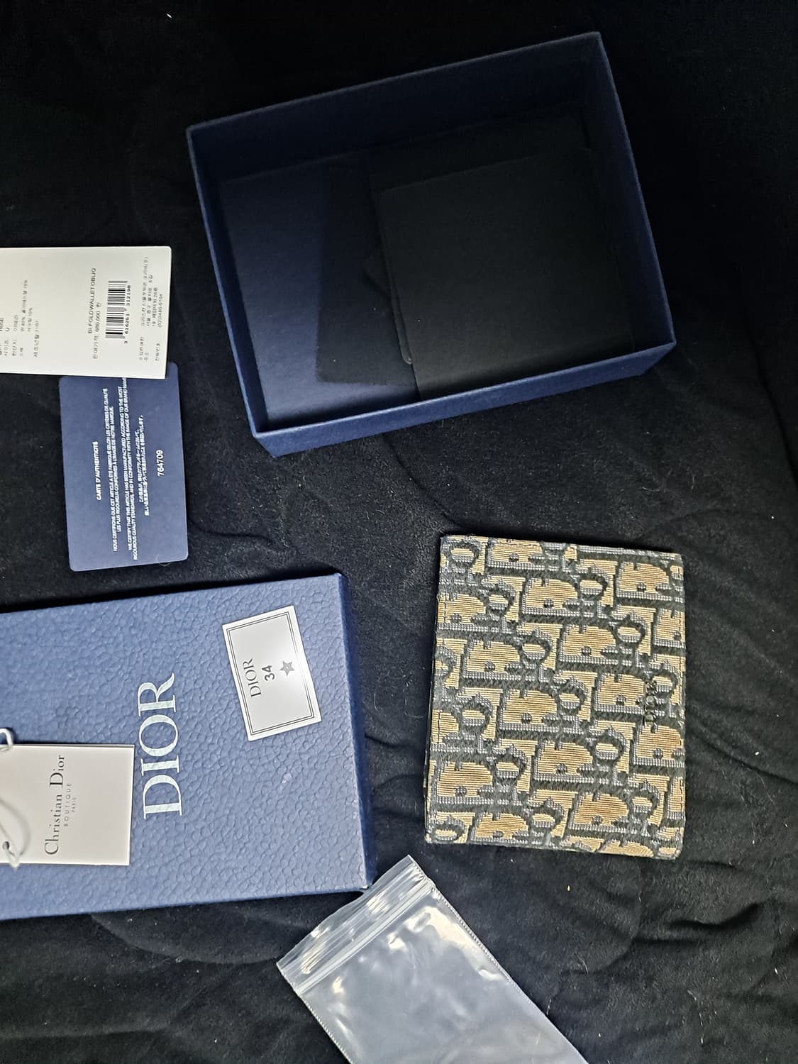 디올 오블리크 반지갑 상품이미지1