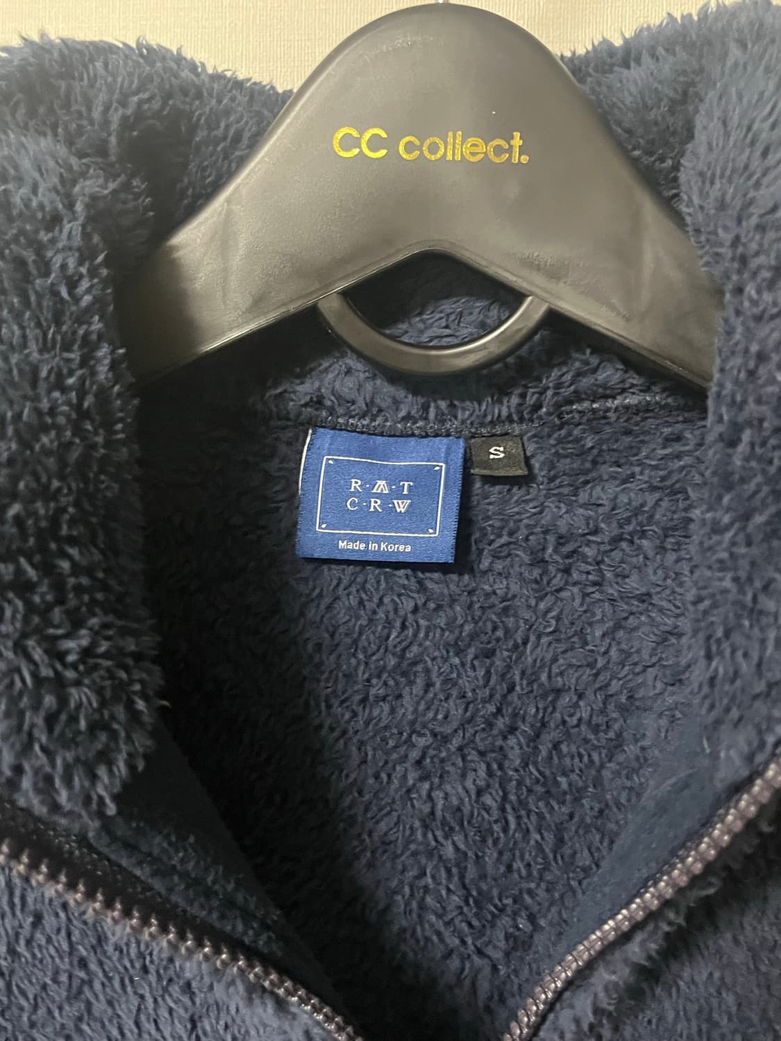 로맨틱크라운 Yeti Short Jacket_Navy 상품이미지4