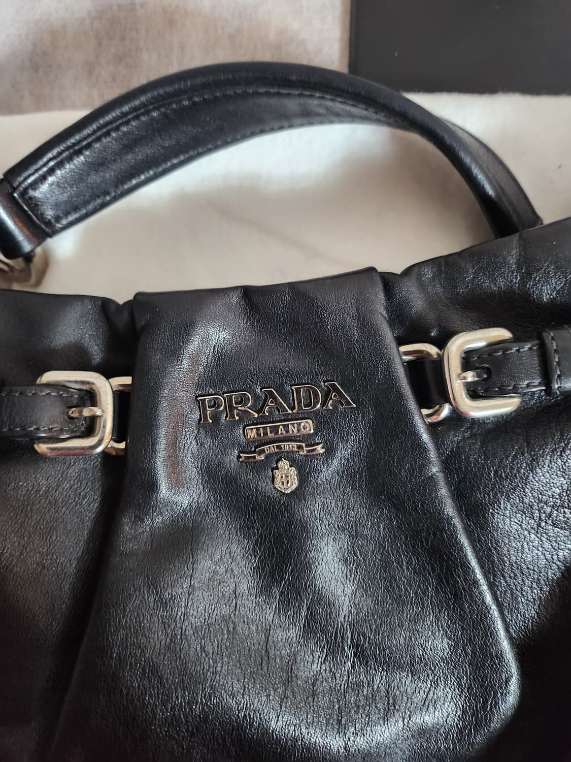 프라다 레더 카프스킨 은장 호보 숄더백 BR3795 상품이미지8