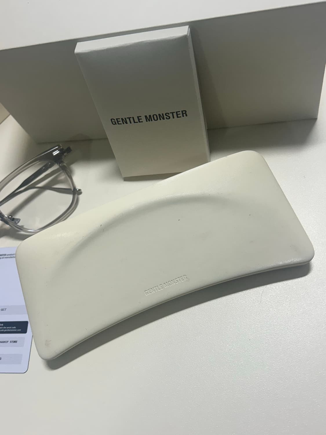 젠틀몬스터 진 ZIN GC7 클리어 그레이 안경 상품이미지4